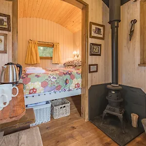 Lodge Craven Shepherd Huts, Appletreewick